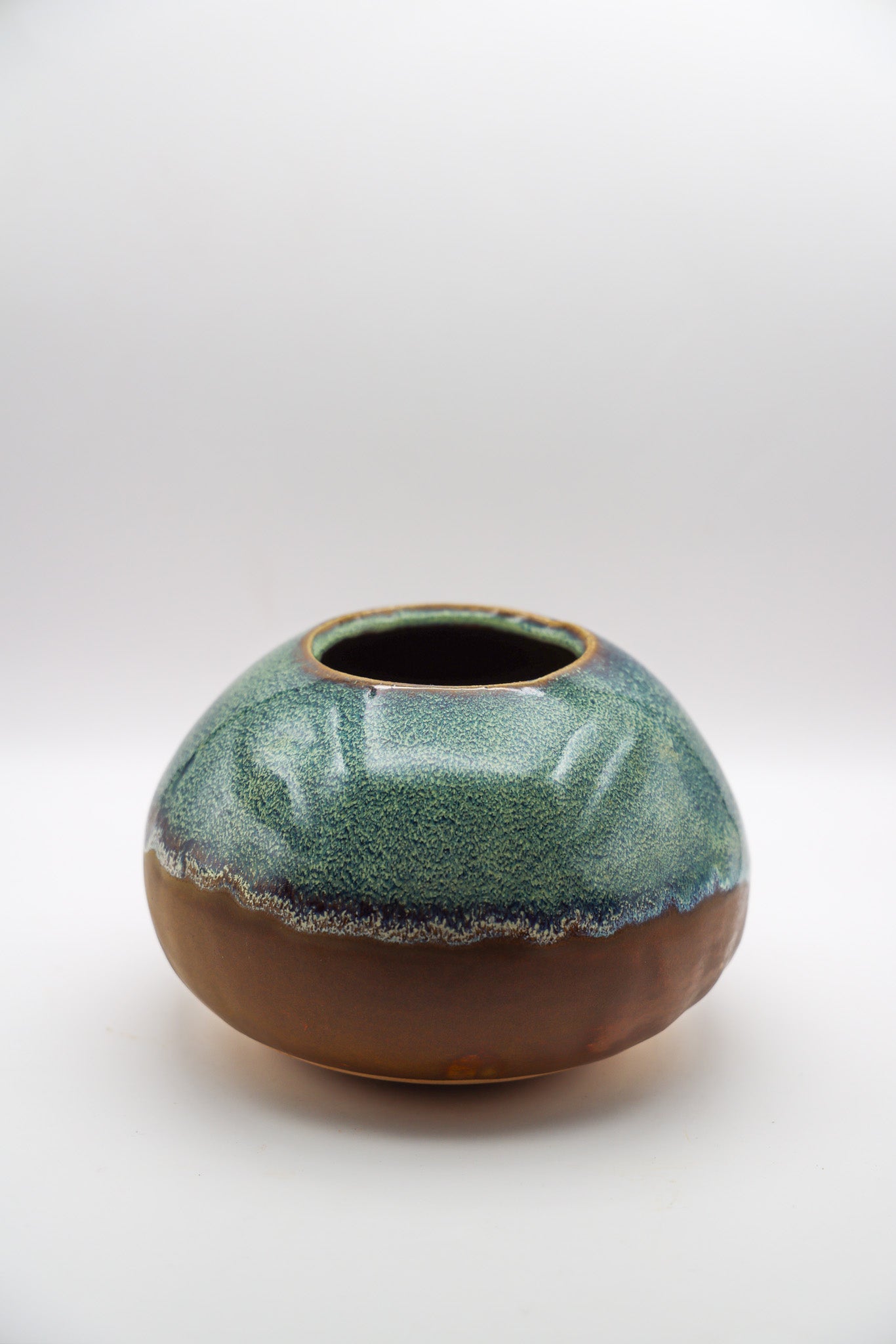 Round Vase